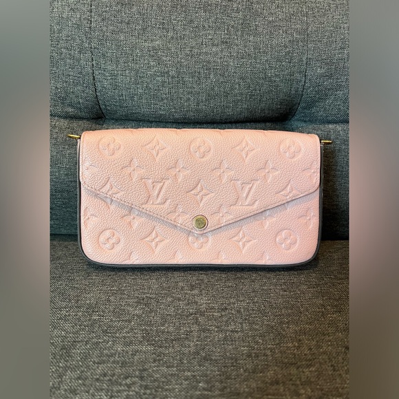 Louis Vuitton Pochette Felicie Empreinte Rose Poudre - Picture 4 of 17